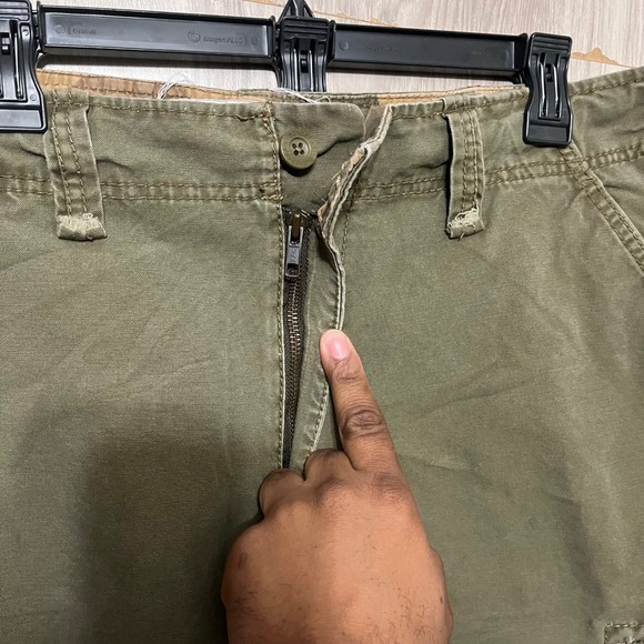 Wonderwall Broken In Cargo Shorts Army Green Mens Size 36 - Picture 7 of 14